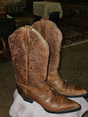 Ariat Women's Russet Round Up Squsre Toe Tan Embroidered Leather Boots Sz 6.5S